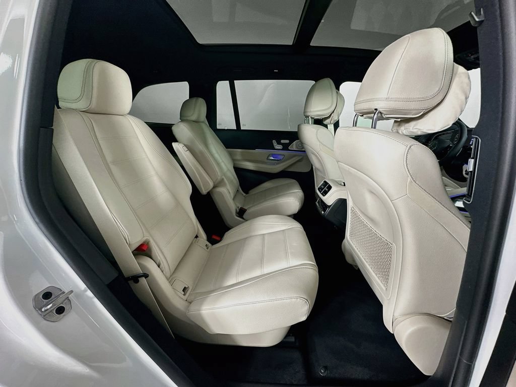 New 2026 Polar White Mercedes-Benz GLS 580 image 64
