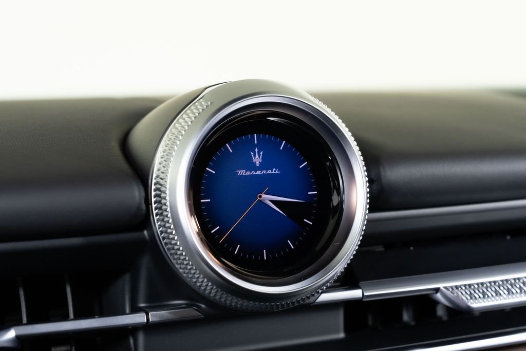 2026 Maserati Grecale Modena V6 - Photo 27