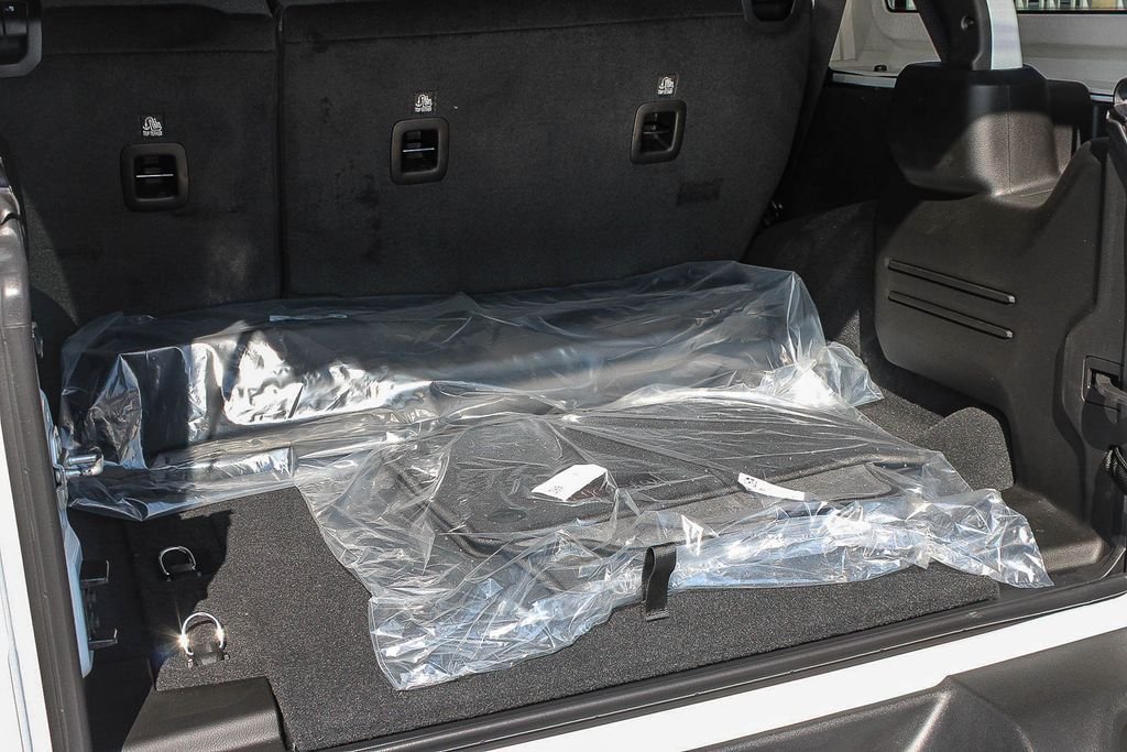 New 2026 Bright White Clearcoat Jeep California Edition image 25