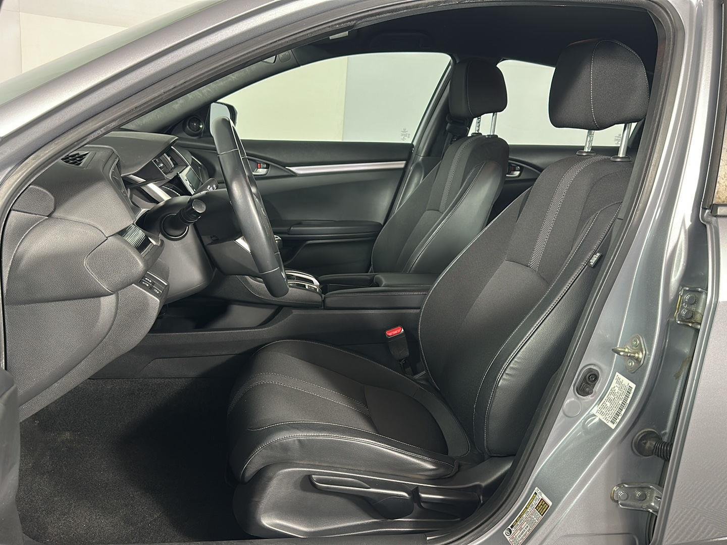 Used 2019 Lunar Silver Metallic Honda Sport image 10
