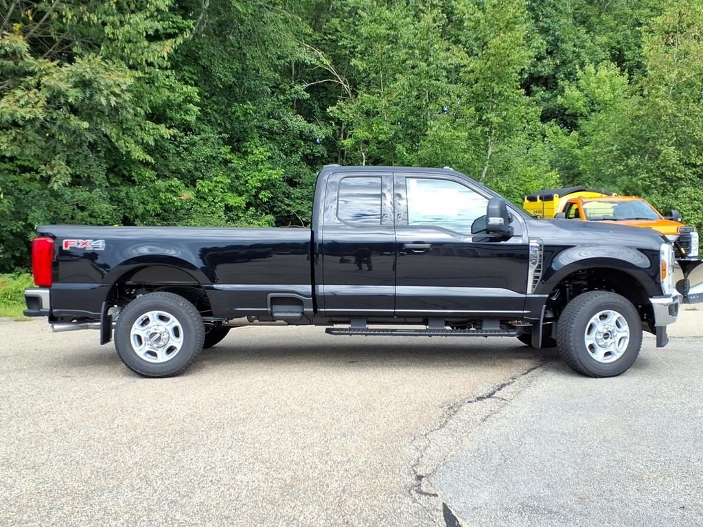 New 2026 Agate Black Metallic Ford F-350® XLT image 4