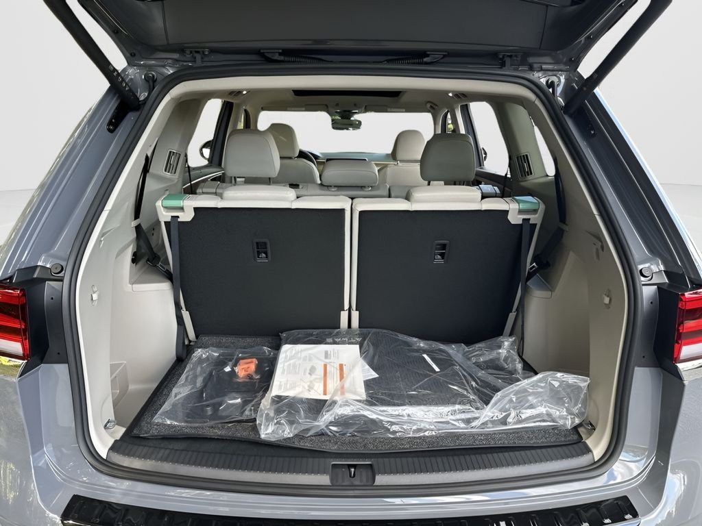 2026 Volkswagen Atlas SE w/Tech - Photo 25