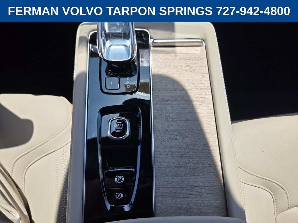 New 2026 Crystal White Volvo Plus image 29