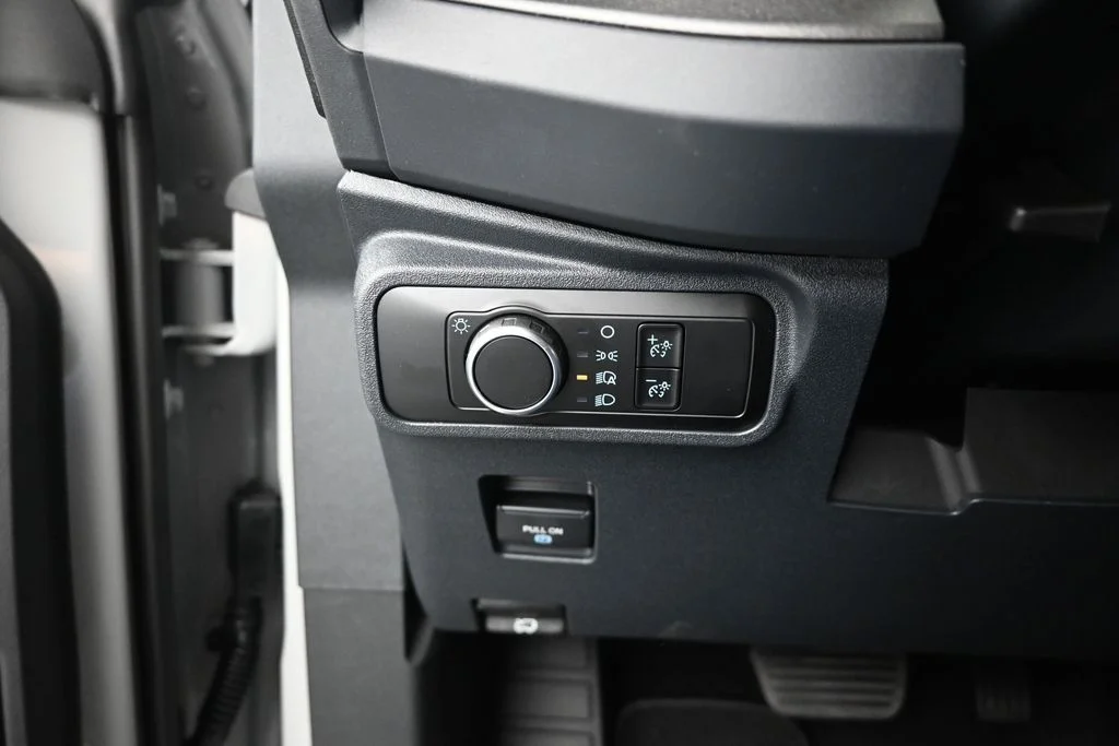 New 2026 Avalanche Gray Ford Base image 11