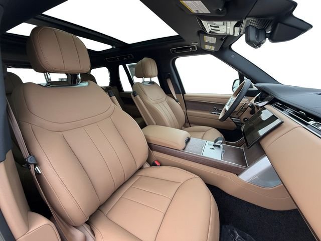 New 2026 Carpathian Grey Land Rover SE image 16