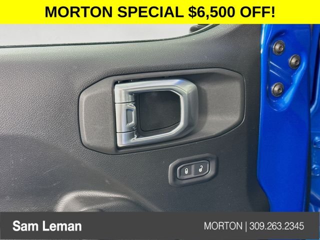New 2026 Hydro Blue Pearlcoat Jeep Sport 4WD image 17