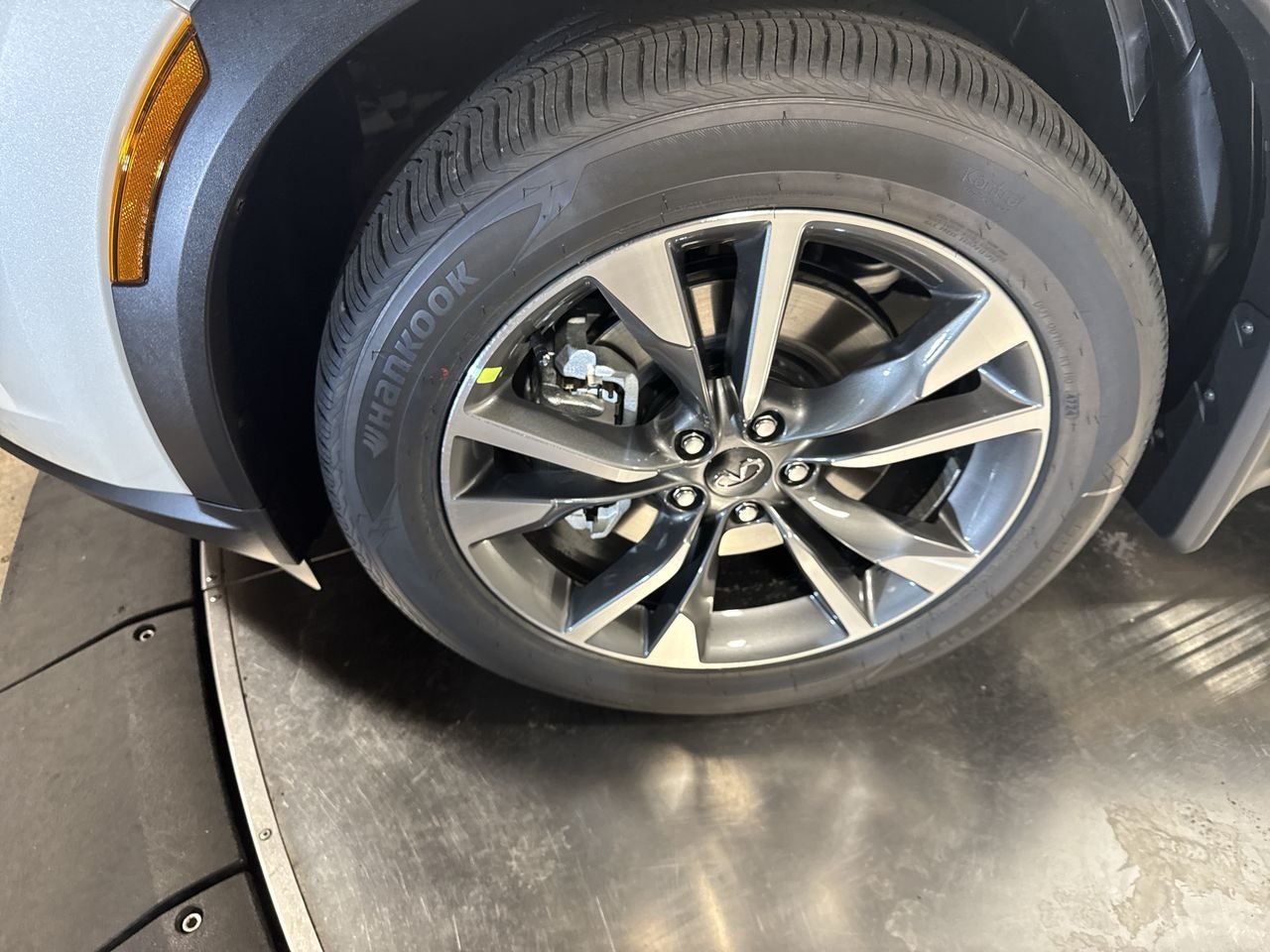 2025 INFINITI QX60 LUXE - Photo 10