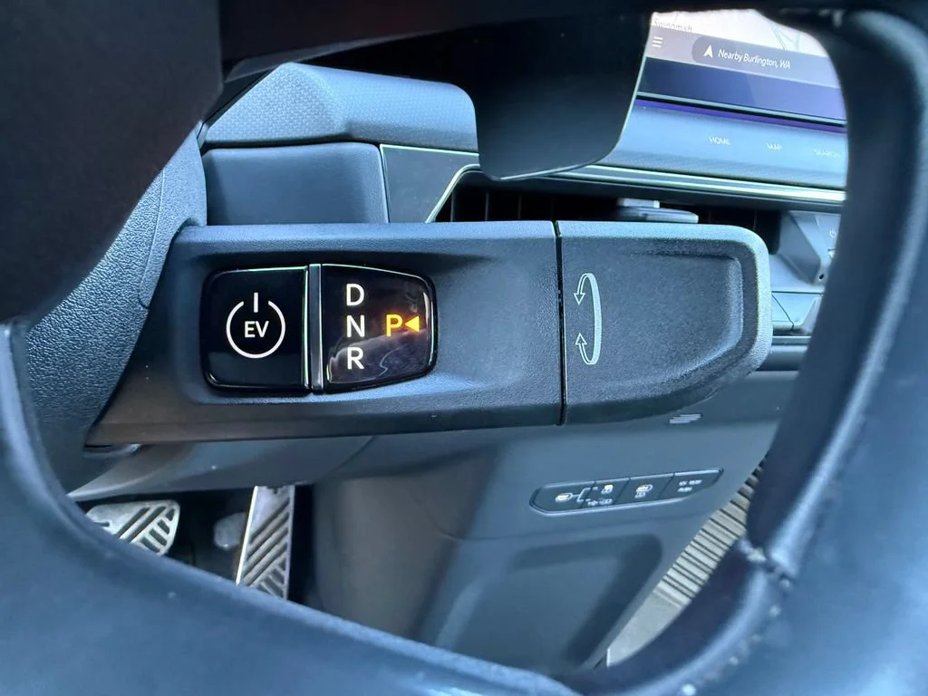 Certified Used 2024 Iceberg Green Kia GT-Line image 31