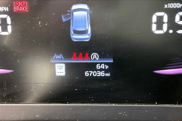 Used 2023 White Kia LX image 12