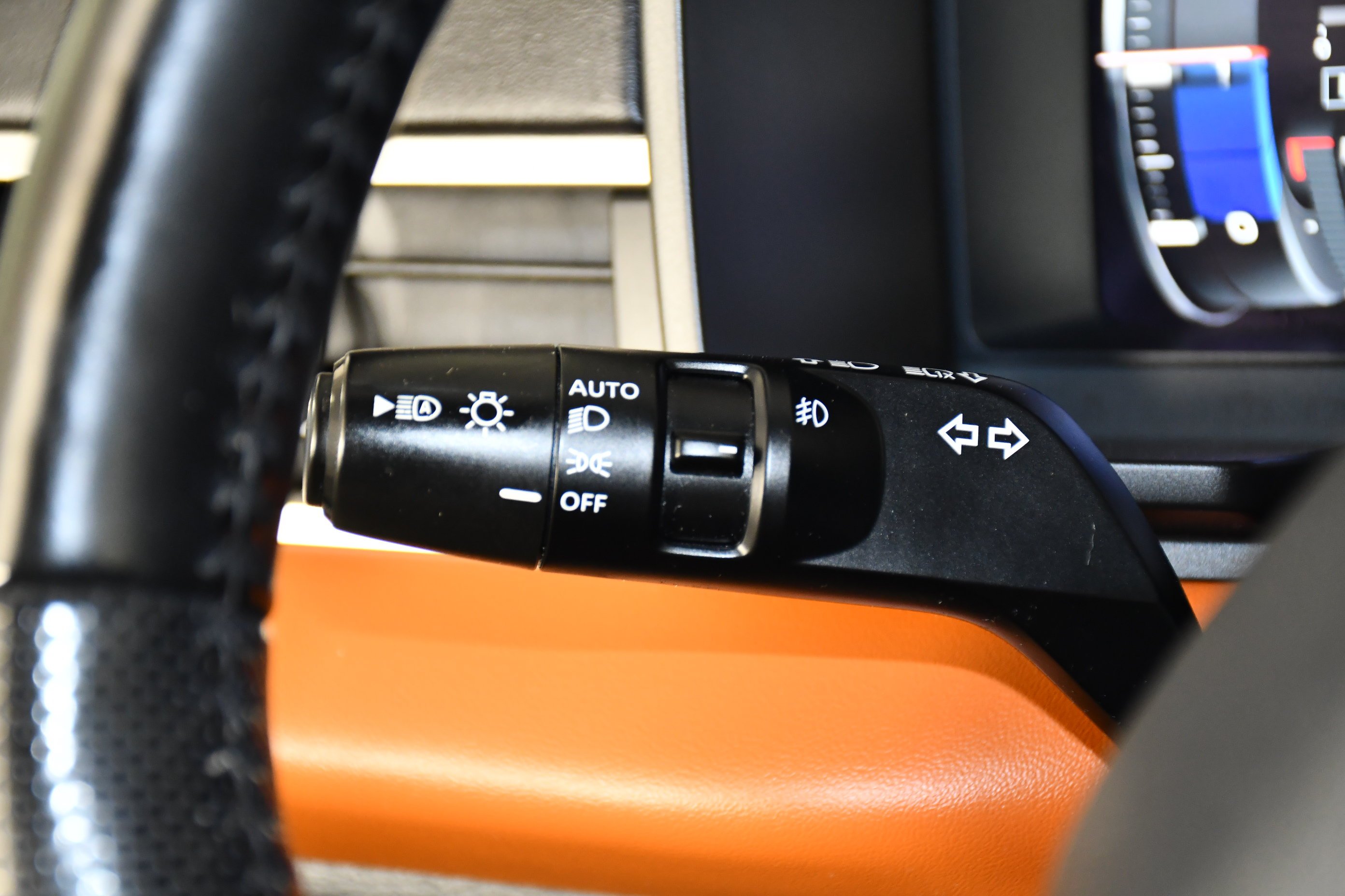 Used 2022 Deep Bronze Metallic Mitsubishi SEL image 22