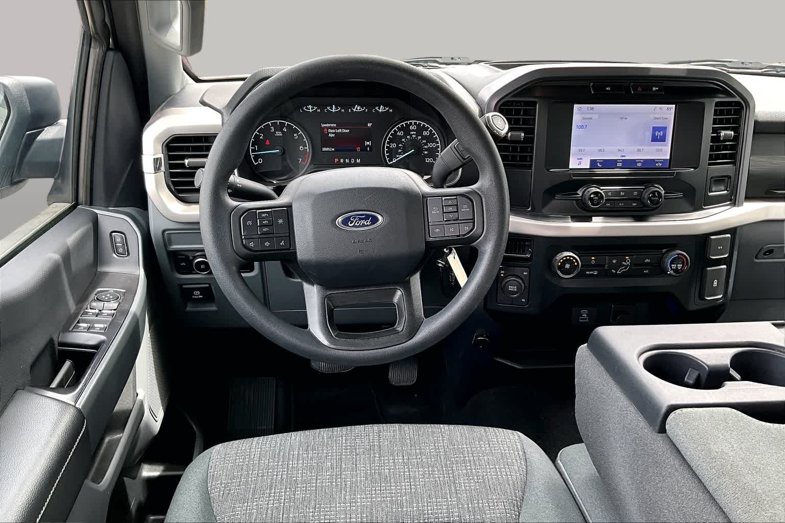 Used 2023 Avalanche Ford XLT image 6