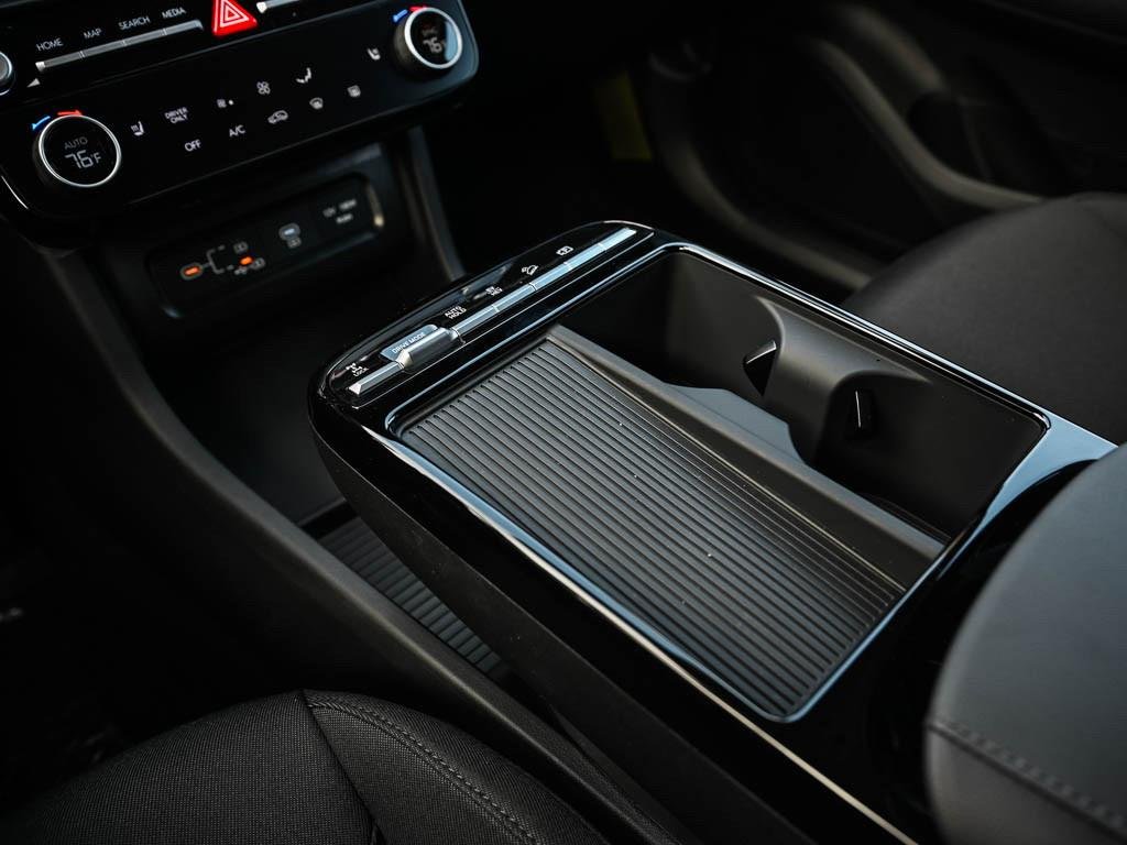 New 2026 Ash Black Hyundai SEL AWD image 53