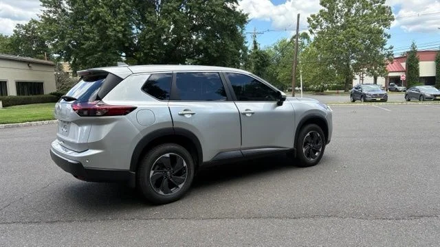 Used 2024 Brilliant Silver Metallic Nissan SV image 18