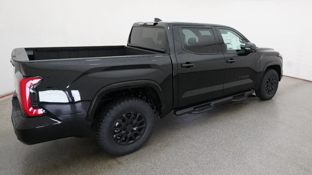 New 2026 Midnight Black Metallic Toyota SR5 image 18