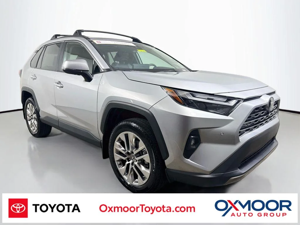 Used 2025 Silver Sky Metallic Toyota Limited image 1