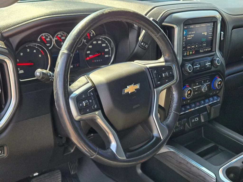 Used 2022 Northsky Blue Metallic Chevrolet LTZ image 18