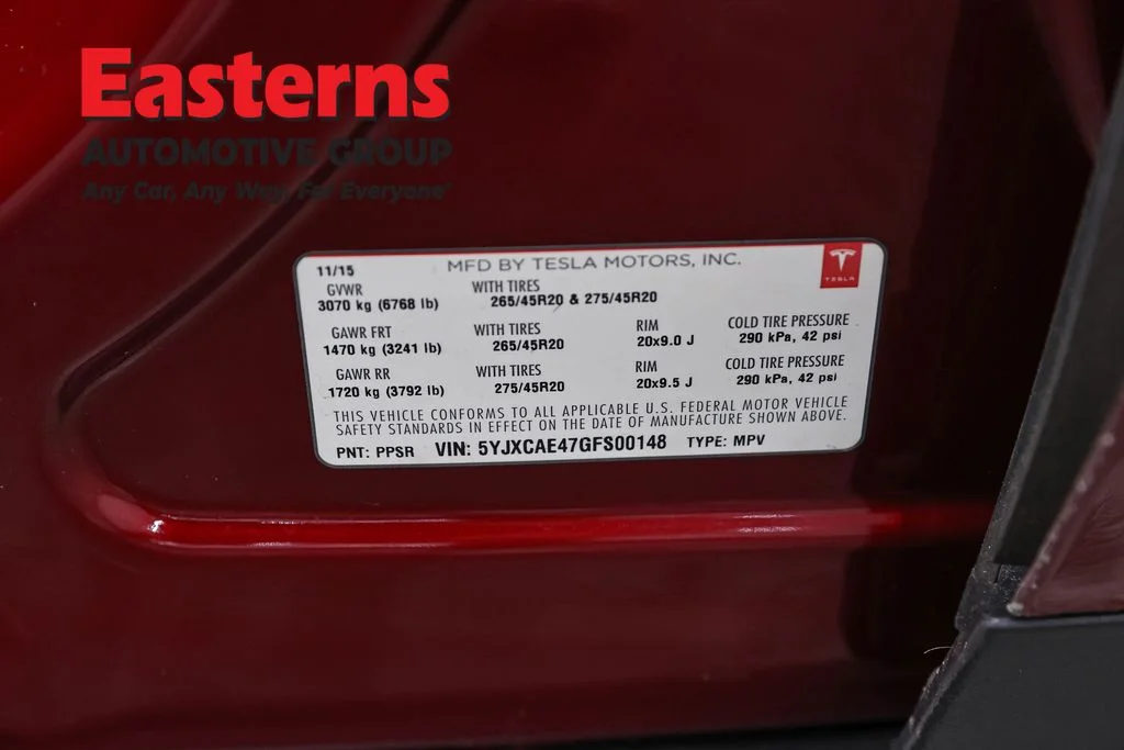 Used 2016 Red Tesla P90D image 33
