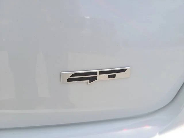 Used 2025  Kia GT image 34