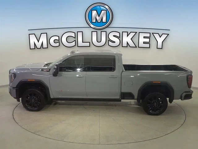 2024 GMC Sierra 2500HD AT4 - Photo 10