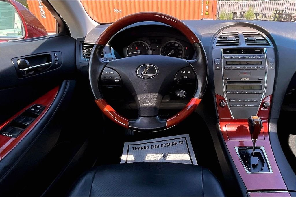 Used 2007 Red Lexus 350 image 4