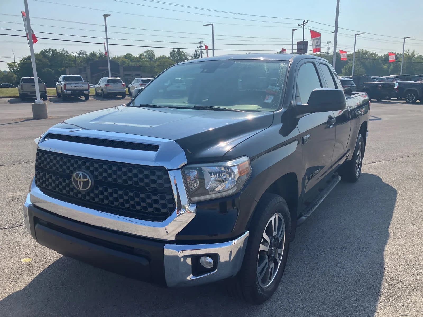 Used 2021 Midnight Black Metallic Toyota SR5 image 5