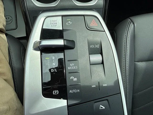 Used 2025 Black BMW xDrive28i image 41