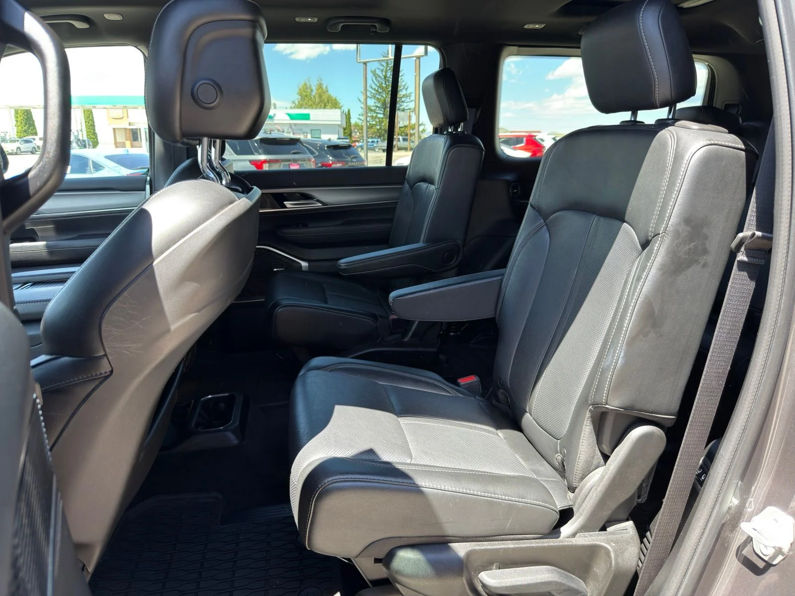 Used 2023 Gray Jeep Series II image 30