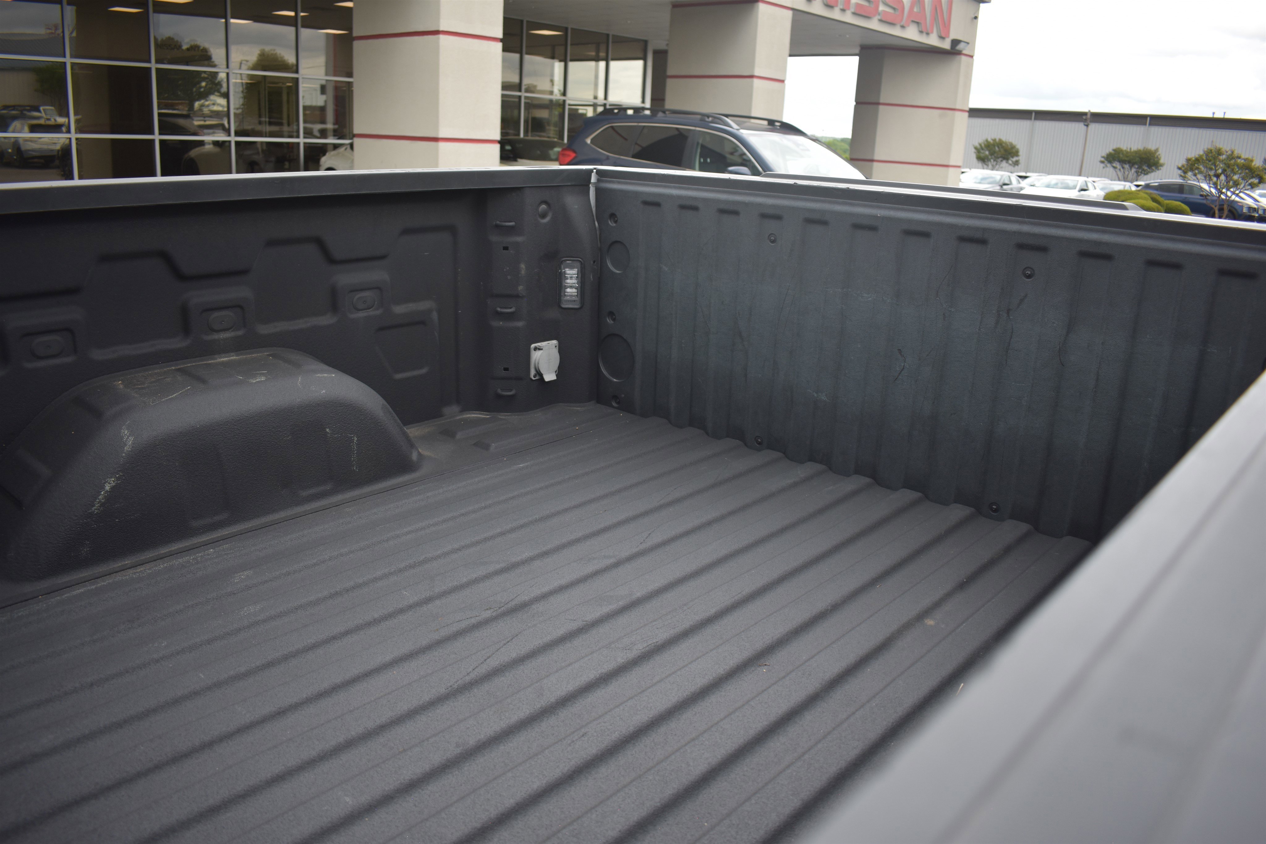 Used 2024 Summit White Chevrolet RST image 13