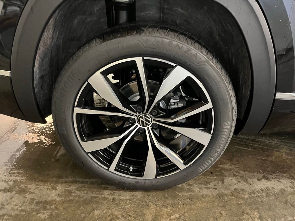 New 2026 Black Volkswagen 2.0T SEL Premium R-Line image 30
