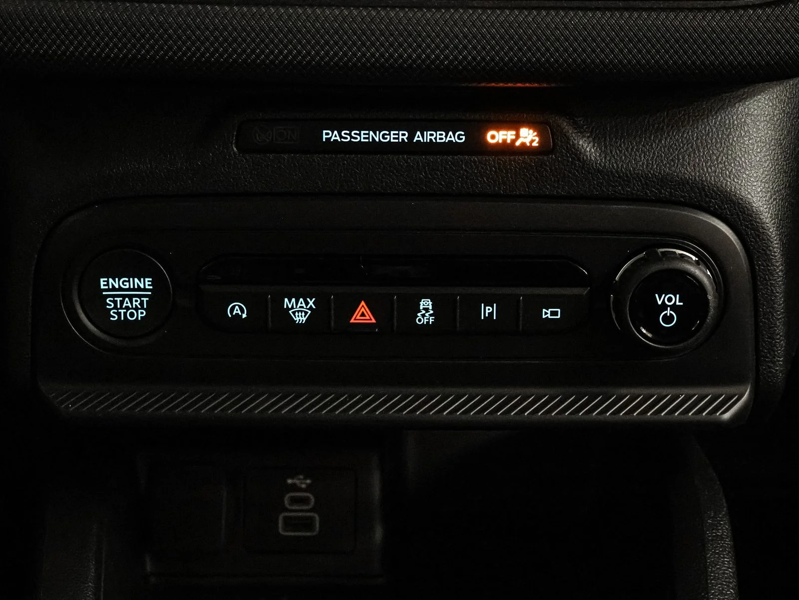 New 2026 Carbonized Gray Metallic Ford Outer Banks® image 28