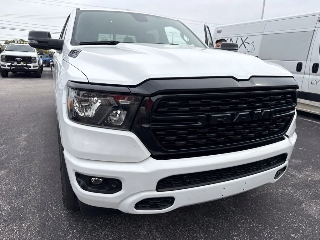 Used 2024 White Ram Big Horn/Lone Star image 2