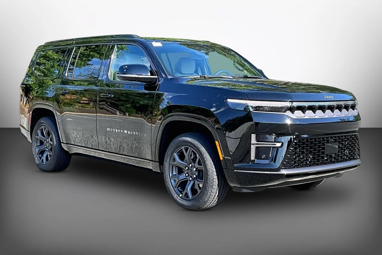 New 2026 High Gloss Black Jeep Limited Altitude image 2