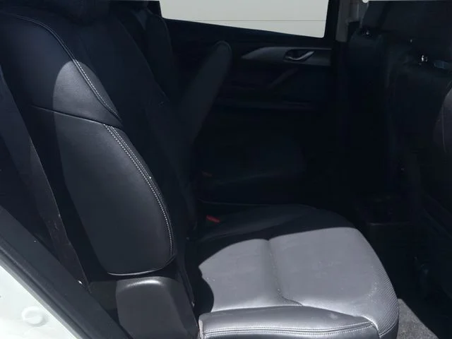Used 2023 White Mazda Touring Plus image 10