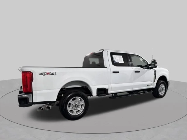 Used 2025 White Ford XLT image 12