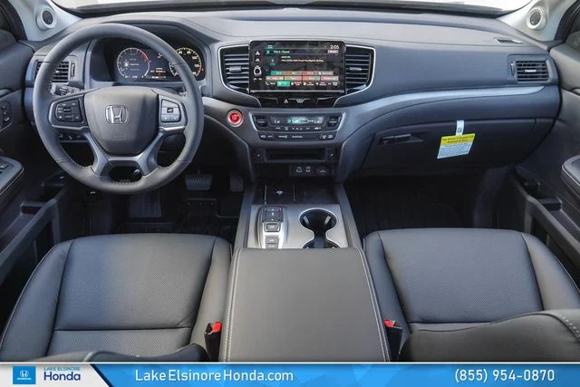 New 2025 Crystal Black Pearl Honda AWD RTL image 18