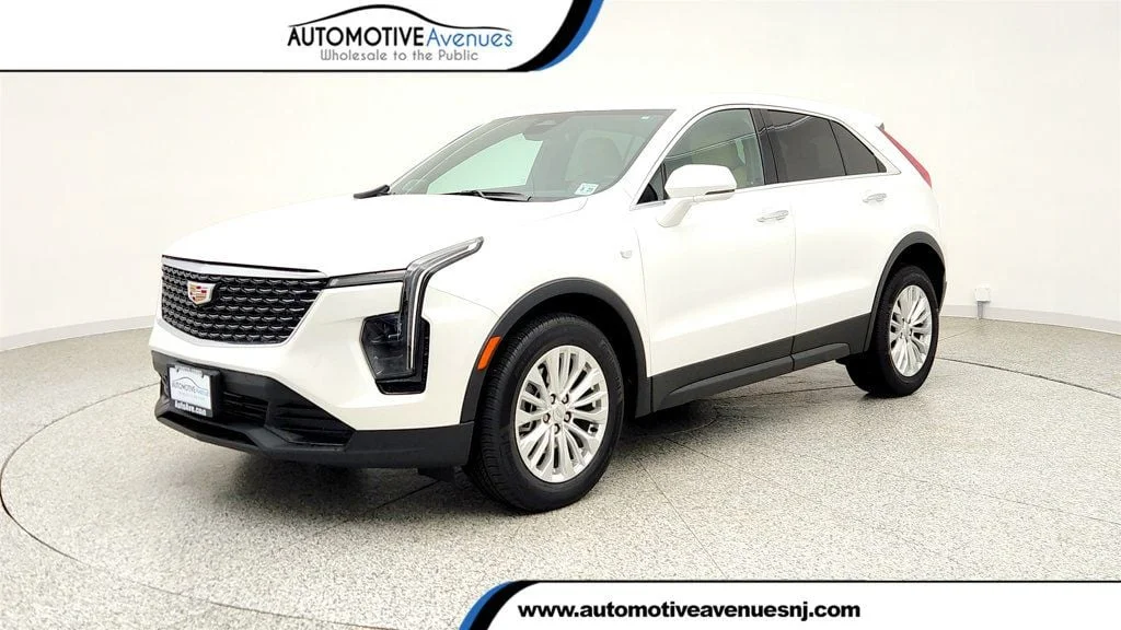 2024 Cadillac XT4 Luxury's photo