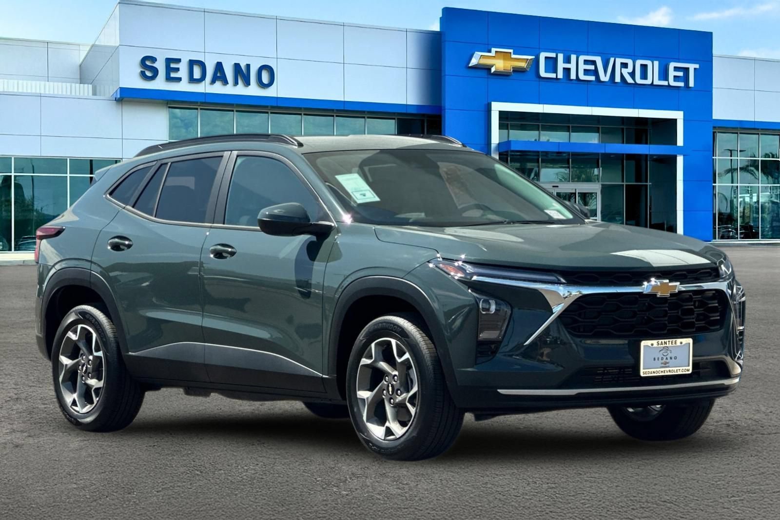 2026 Chevrolet Trax LT - Photo 2