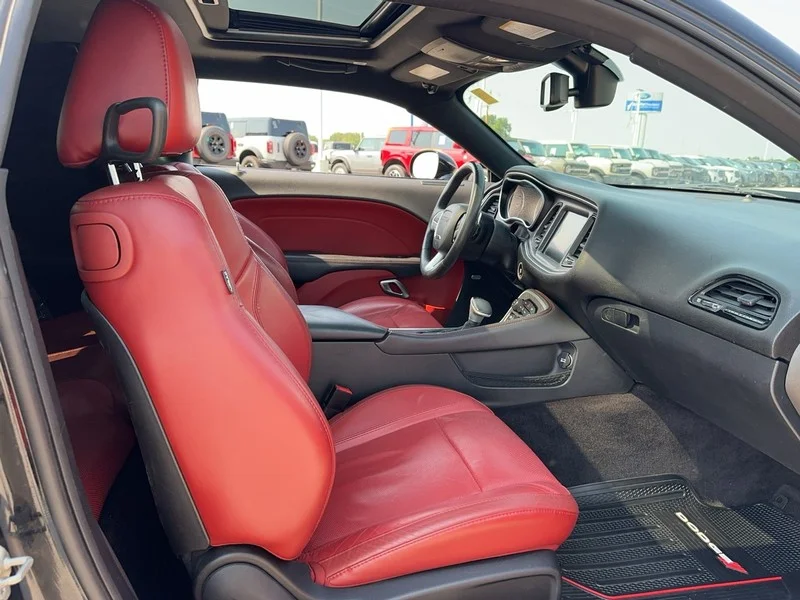 Used 2017 Pitch Black Dodge 2dr Cpe SXT Plus image 11