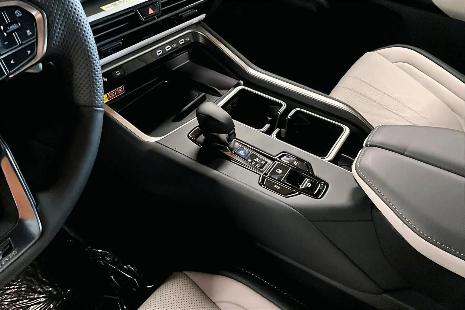 New 2026 Wind Chill Pearl Lexus F SPORT Performance Premium image 8
