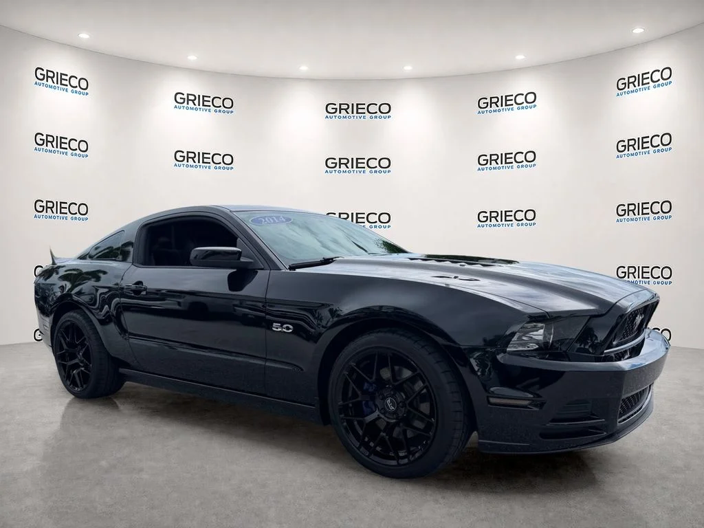 Used 2014 Black Ford GT Premium image 1
