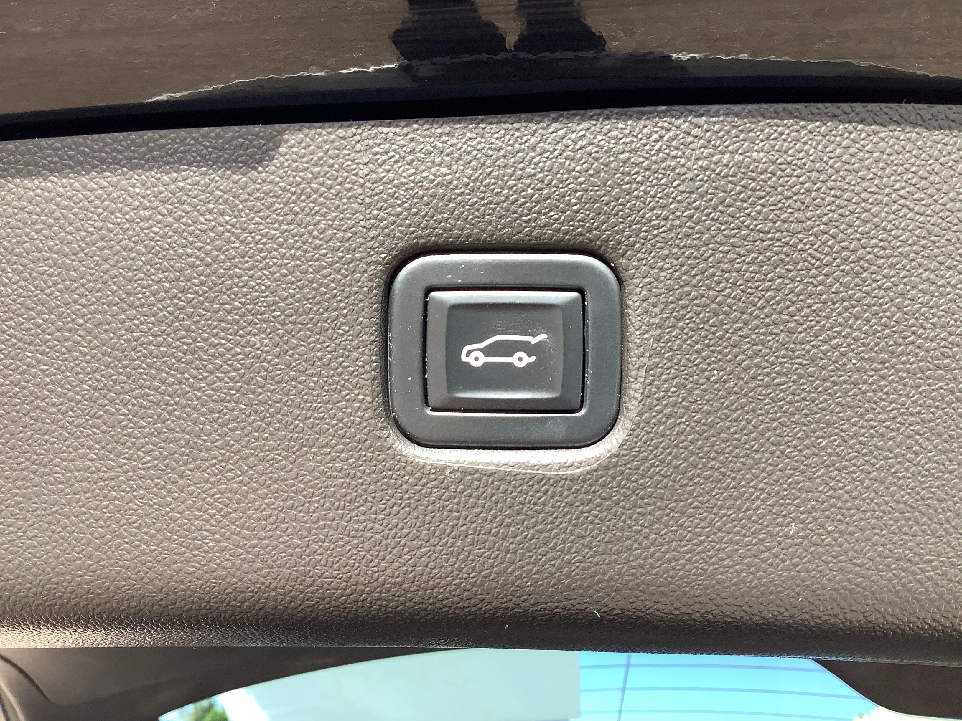 Used 2023 Black Chevrolet LT image 9