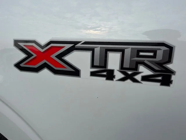 Used 2023 Oxford White Ford XLT image 35