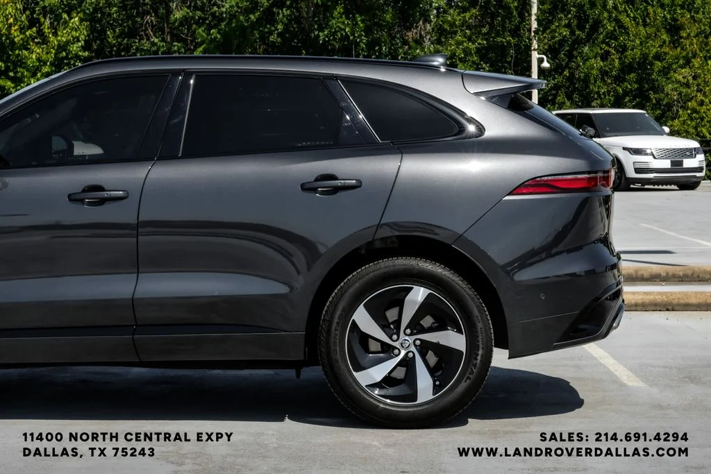 Used 2026 Grey Jaguar P400 R-Dynamic S image 11