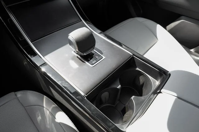 New 2026 Gold Land Rover Dynamic SE image 31
