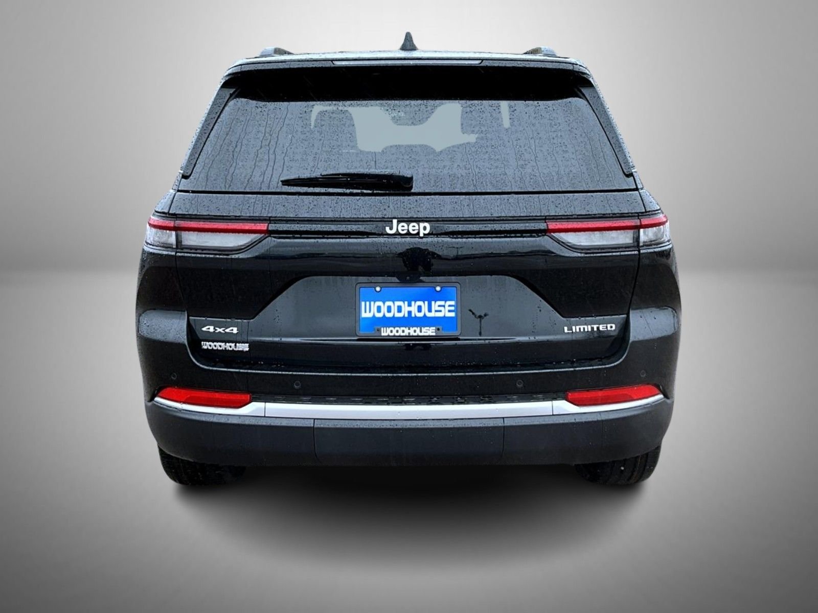 New 2026 Diamond Black Crystal Pearlcoat Jeep Limited image 6