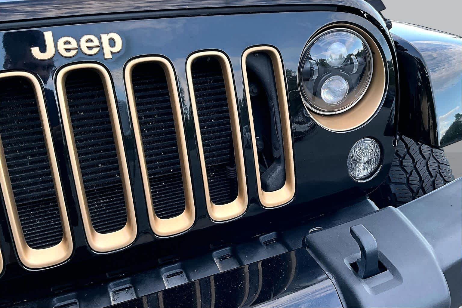 Used 2014 Black Clearcoat Jeep Dragon Edition image 29