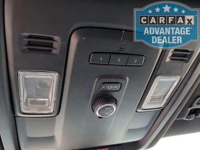 2024 Chevrolet Suburban LT - Photo 26