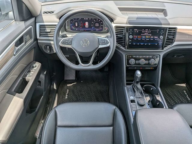 Certified Used 2022 Silver Volkswagen SEL image 17
