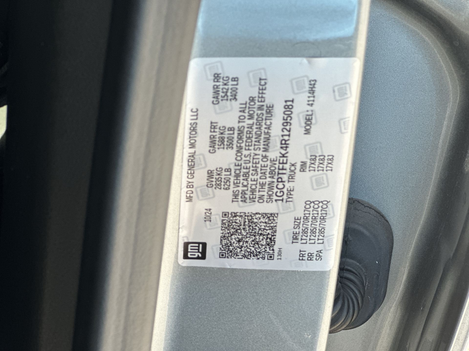 2024 Chevrolet Colorado ZR2 - Photo 34