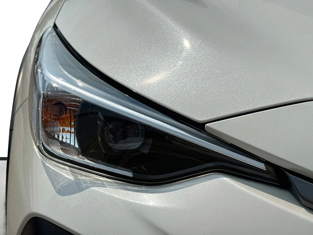 Certified Used 2024 White Subaru Premium image 37